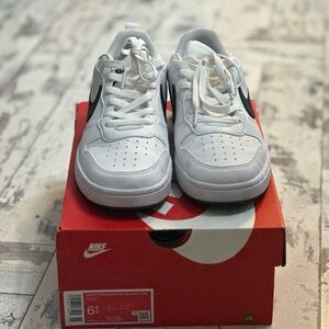 Nike White and Black Court Sneakers